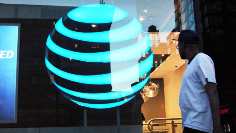 AT&T Surpasses Growth Targets Through Strategic Connectivity Bundling