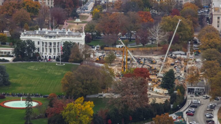 Judge blocks above-ground construction of Trump's White House ballroom, administration appeals