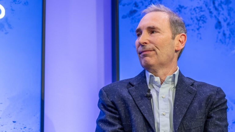 Amazon Escalates AI Dominance with Massive $25 Billion Anthropic Investment