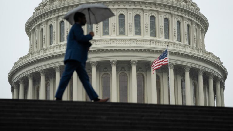 AI becomes contentious issue in midterms over donations