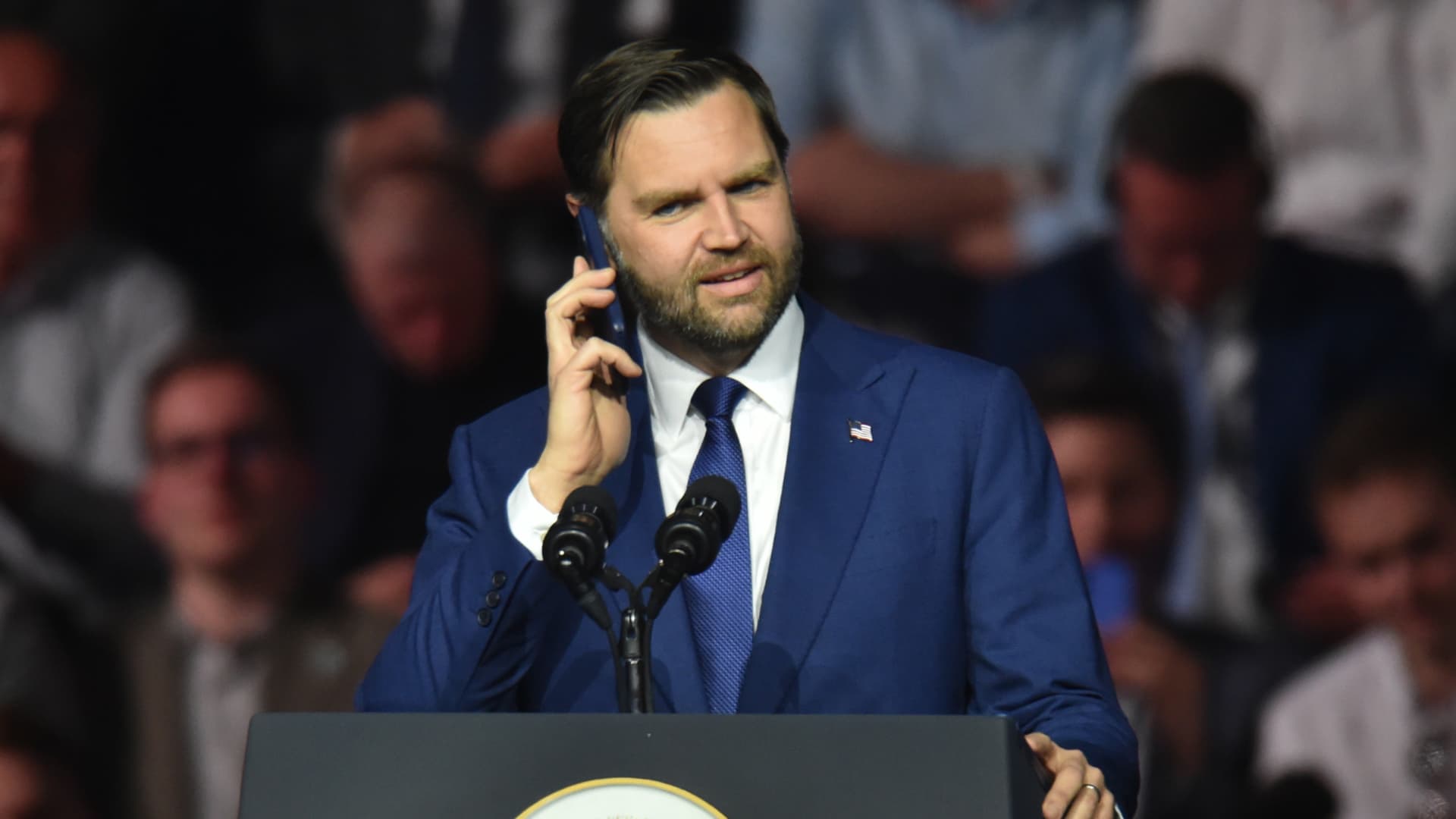 Trump praises Hungary PM Viktor Orbán after Vance calls him at Budapest rally