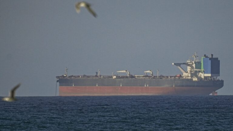 A few tankers and ships are going through the Strait of Hormuz. Here's the latest traffic