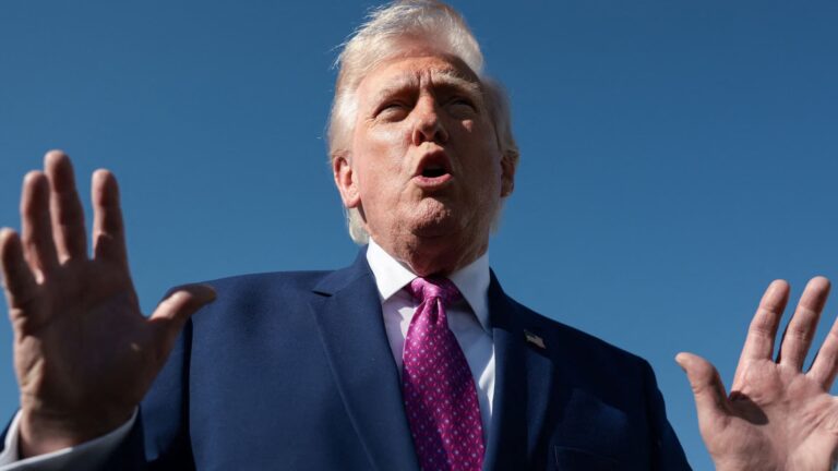 Trump threatens to fire Powell if the Fed chair doesn't leave office on his own