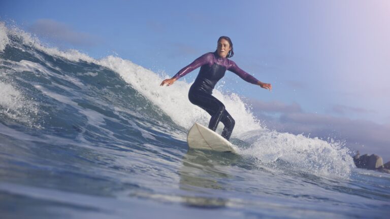 Marketplace volatility may 'weigh heavily' on Gen Z, advisor says: How young investors can adapt