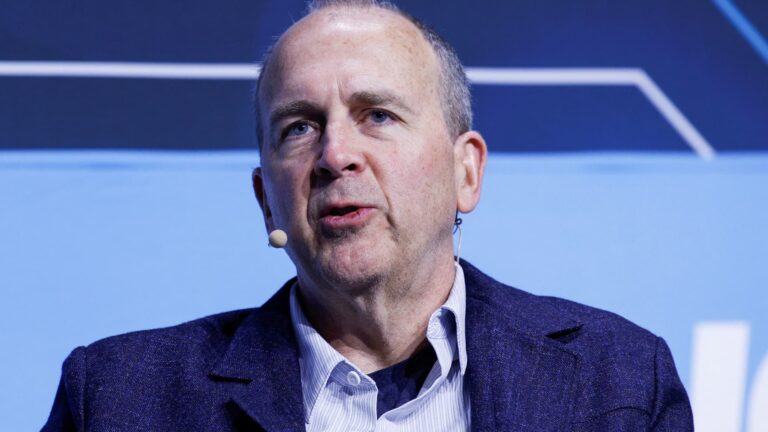 Ford EV chief leaving automaker amid fresh restructuring efforts