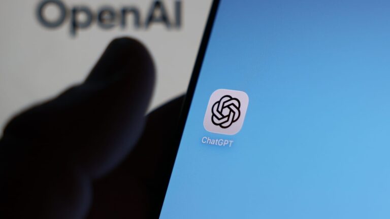 There's an 'art' to writing AI prompts for personal finance, MIT professor says