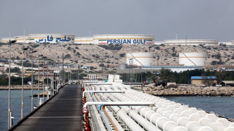 Global Oil Markets Surge Past $105 Amid Escalating Strait of Hormuz Tensions