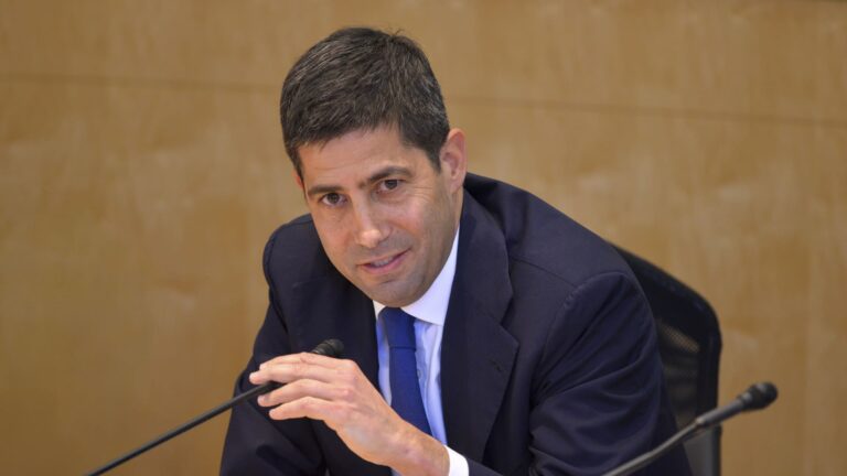 Kevin Warsh Advocates for Strict Monetary Focus to Protect Federal Reserve Independence