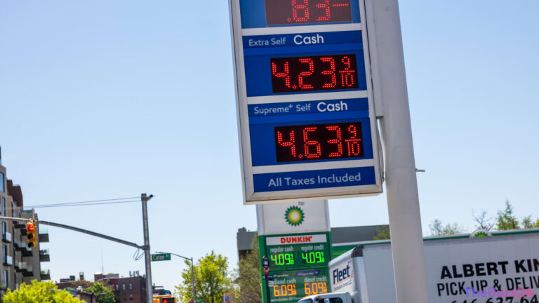 Economic Stagnation Looms as Inflationary Pressures Outpace Growth Targets