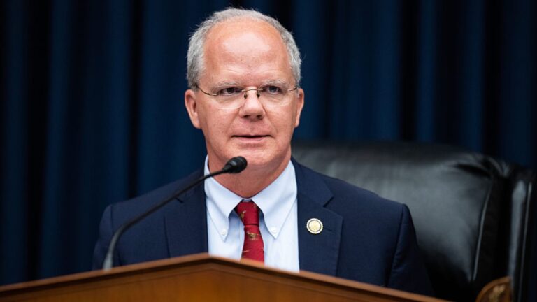 Lawmakers seek to override state data privacy laws with novel bill