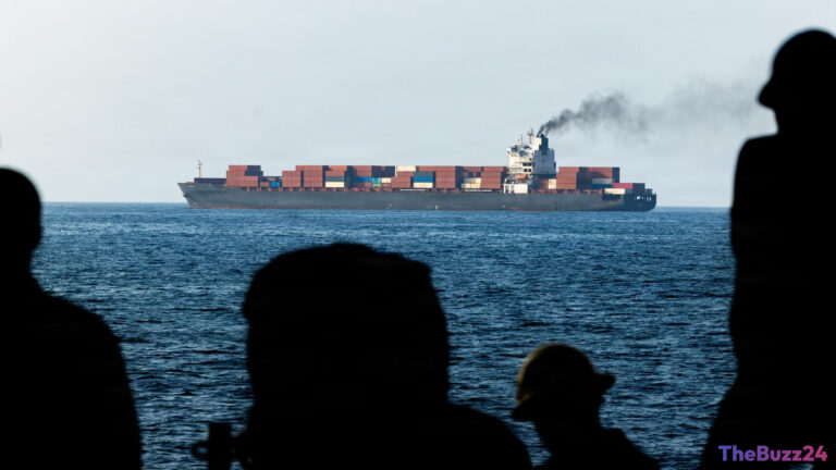 Trump discussed Iran's Hormuz Strait proposal with top aides, White House says