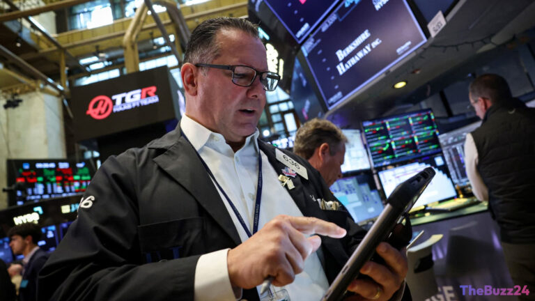 Investors Bet on Semiconductor Resilience Amid Market Volatility