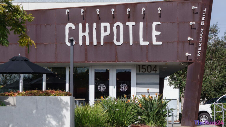 Chipotle Shows Signs of Recovery with Surprise Sales Growth