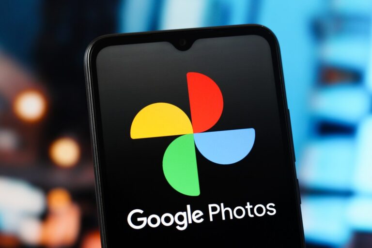 Google Photos Integrates Professional AI Portrait Retouching Tools