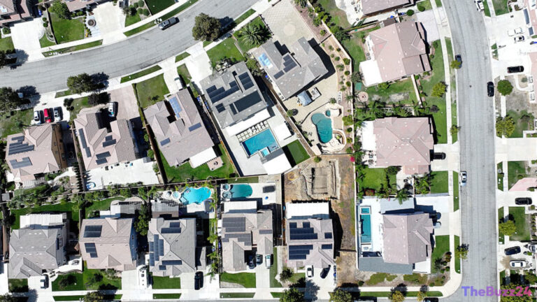 Housing Market Stalls as Mortgage Rates Reach Monthly Peak