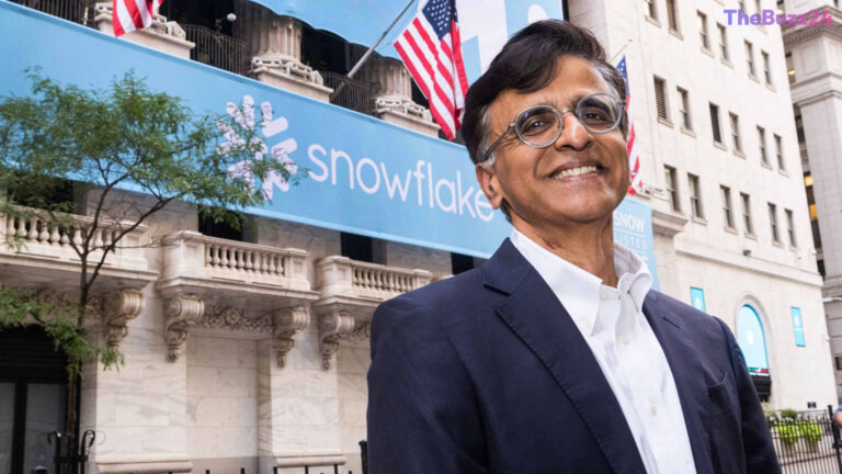 Snowflake Shares Surge Following Strong Earnings and Massive $6 Billion AWS Commitment