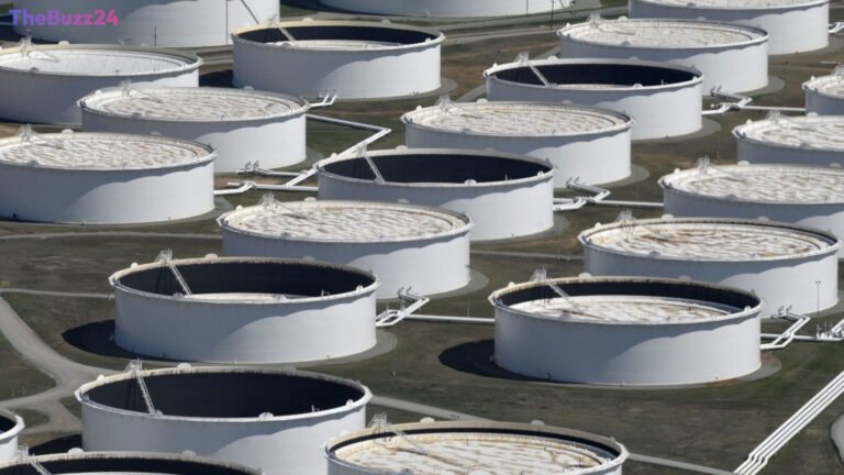 Global Oil Inventories Brace for Record Lows Amid Strait of Hormuz Closure