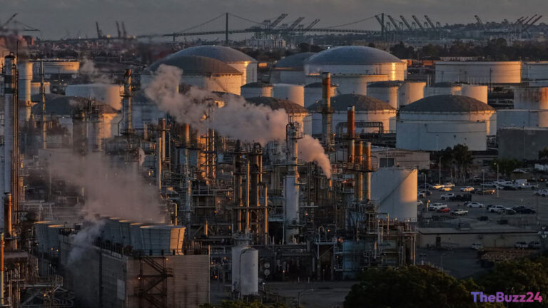 Oil Prices Retreat as Markets Weigh Escalating Tensions in the Middle East