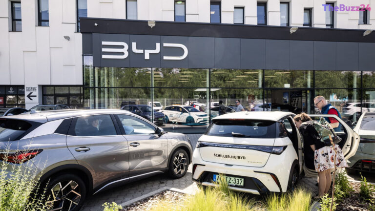 US Lawmakers Sound Alarm on Chinese Auto Market Access Amid Deep Supply Chain Integration