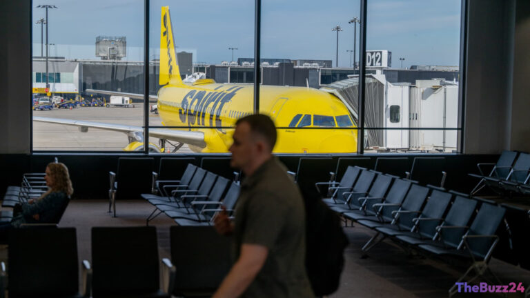 Spirit starts monthslong process of dismantling airline after biggest collapse in a generation