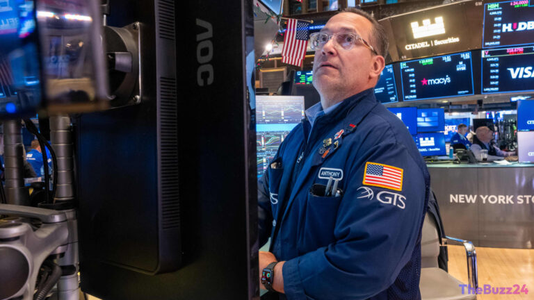 Global Markets Rally: S&P 500, Nasdaq Hit Records as Oil Retreats on Iran Deal Hopes