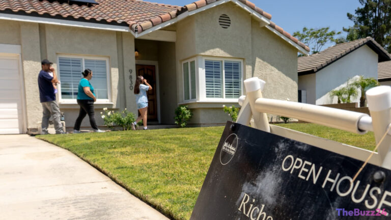 Housing Market Stalls as Elevated Mortgage Rates Dampen Buyer Demand