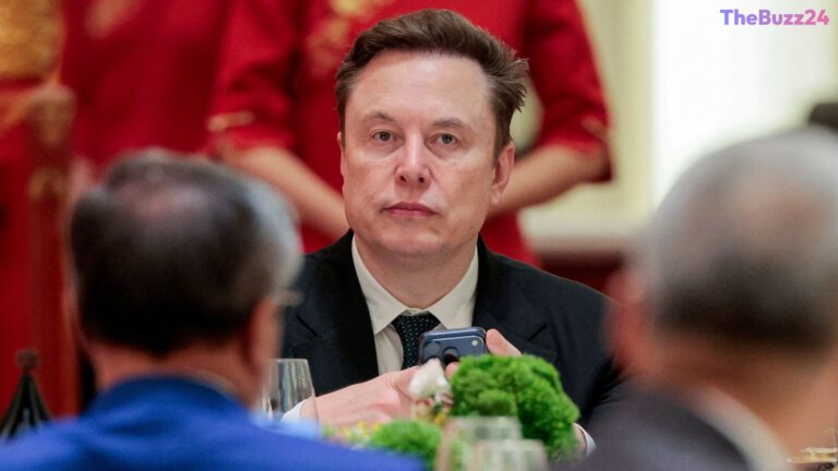 SpaceX and Pentagon Negotiate Rising Starlink Costs Amid Conflict with Iran