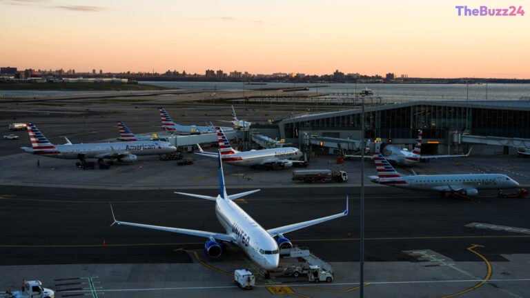 LaGuardia Airport Runway Closed Following Discovery of Sinkhole