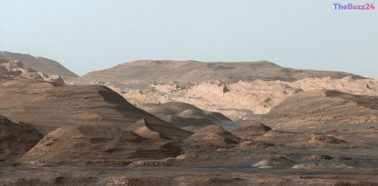 Curiosity Rover Unearths Evidence of Long-Term Habitability on Ancient Mars