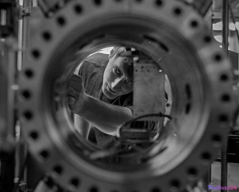 NASA Innovates ‘Dry’ Cryogenic Testing to Withstand Lunar Extremes