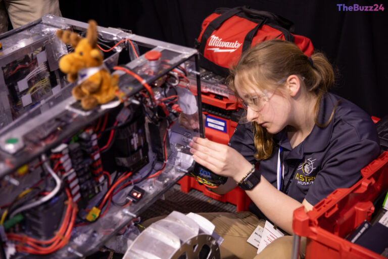 Student Innovators Compete in NASA’s 2026 Lunabotics Challenge