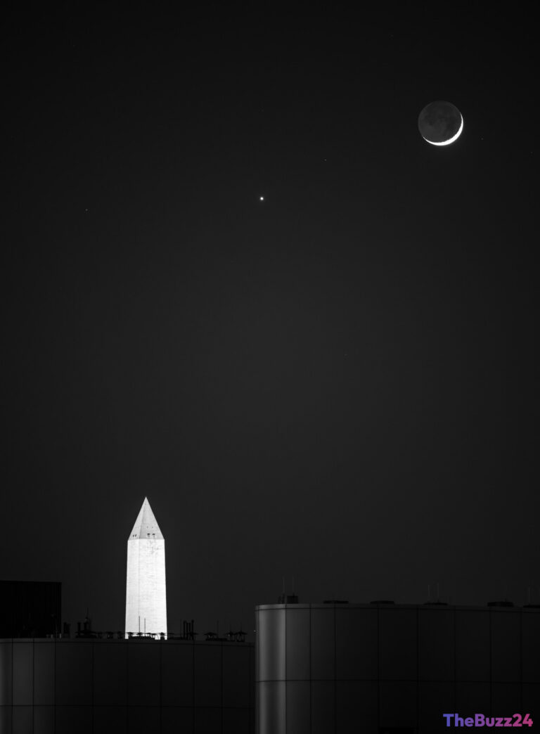Moon and Venus Align in Rare Celestial Conjunction Over Washington D.C.