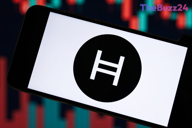 Hedera (HBAR) Navigates Market Turbulence with Key Support Levels in Focus