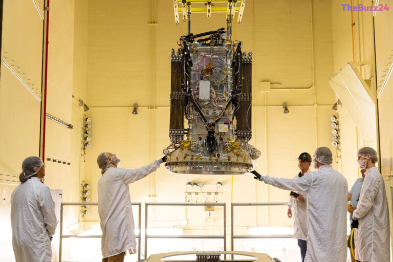 NASA and Katalyst Prepare Robotic Mission to Extend Life of Swift Space Observatory