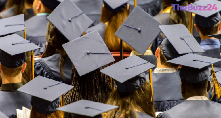 The AI Backlash: Why Commencement Speakers Are Facing Student Hostility