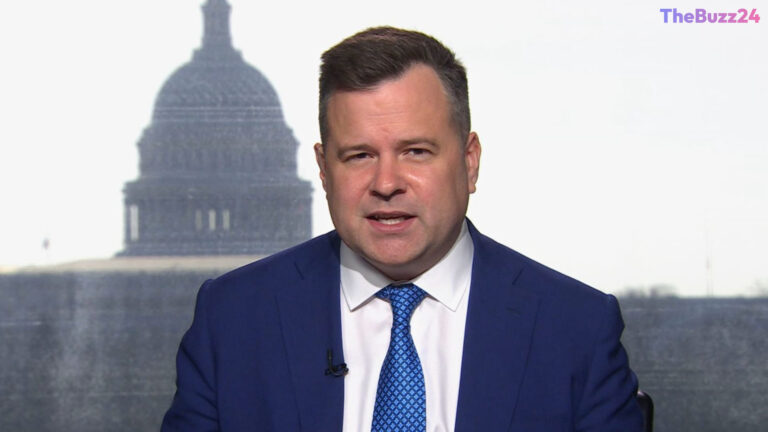 Trump Stands Firm on Bill Pulte for Intelligence Chief as Surveillance Law Deadline Looms