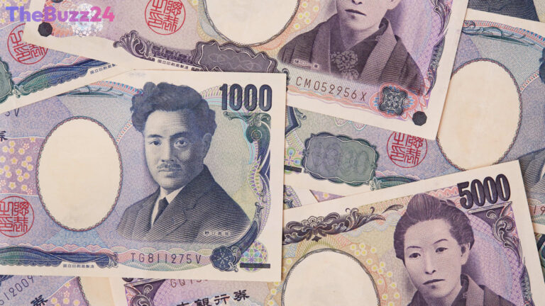 Yen Plummets to 40-Year Low, Prompting Intervention Fears