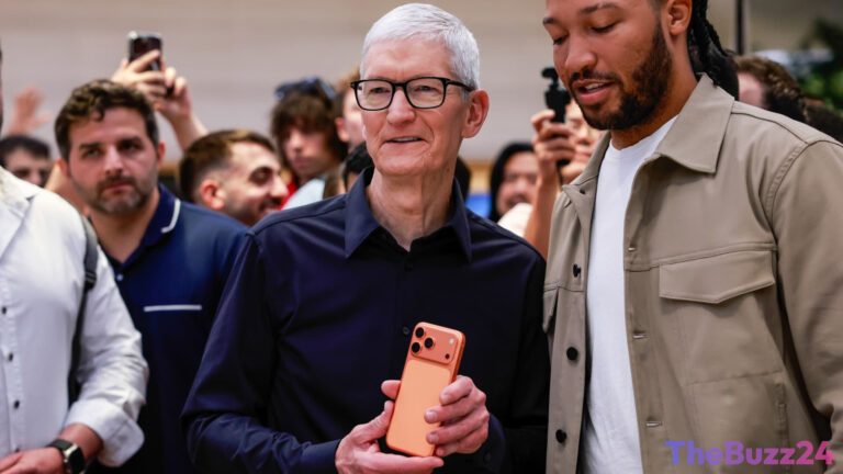 Global AI Surge Triggers Severe Memory Shortage, Forcing Apple to Plan Product Price Hikes