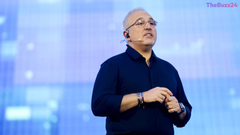 Hewlett Packard Enterprise Shares Surge 30% Following Record-Breaking Earnings Beat