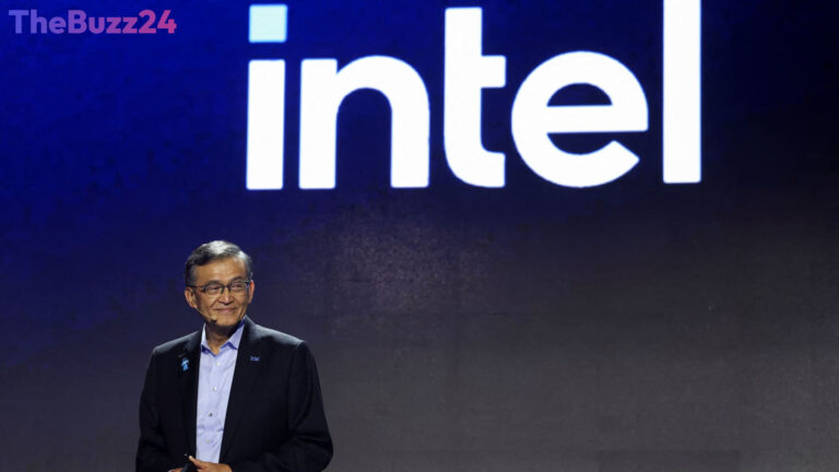 Intel Ignites Advanced Chip Production, Eyes Potential Apple Partnership