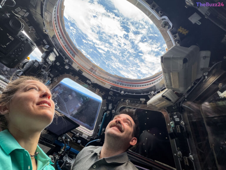 SpaceX Dragon Successfully Docks at International Space Station