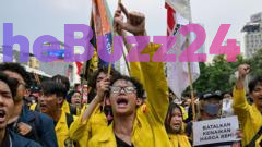 Jakarta Streets Erupt as Students Protest Prabowo’s Policies and Rising Costs