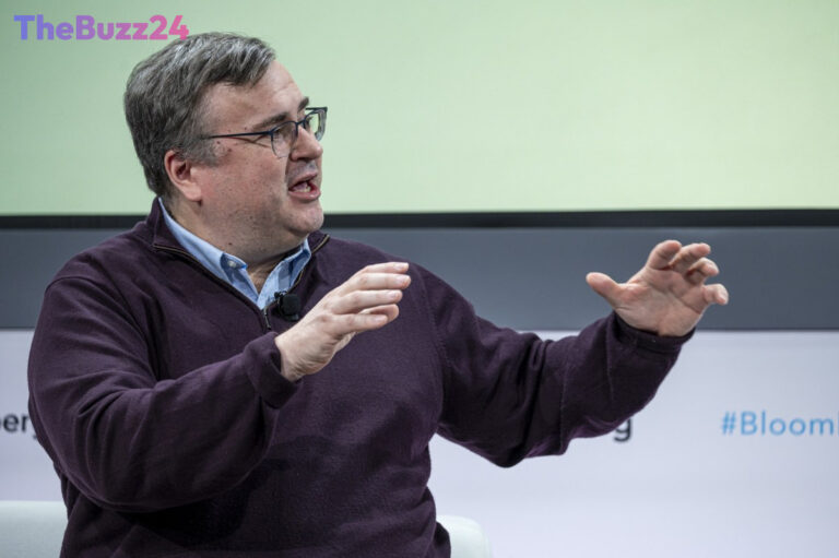 LinkedIn Co-Founder Reid Hoffman Departs Microsoft Board for AI Startup Focus