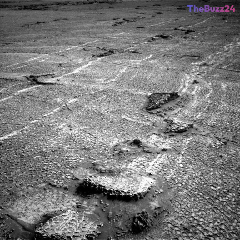 Unexpected Geological Complexity Greets Curiosity Rover on Mars