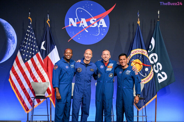 NASA and ESA Reveal Crew for Historic Artemis III Test Mission