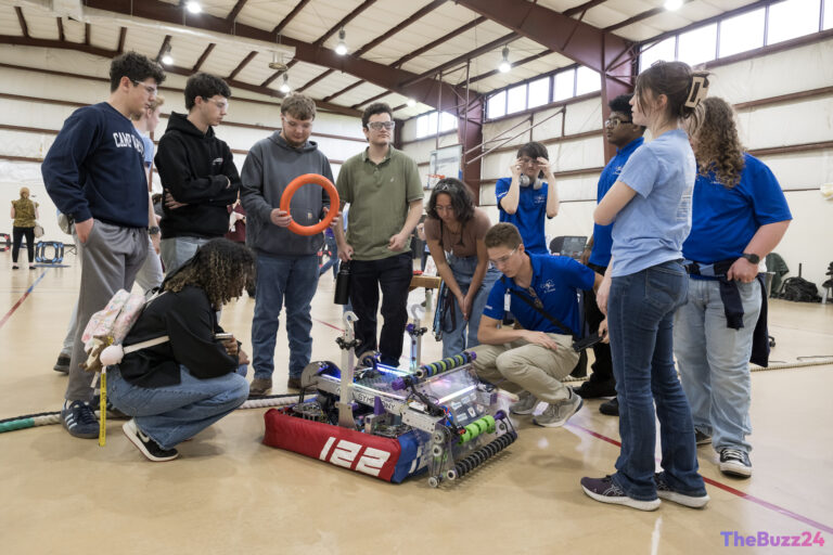 Beyond Astronauts: NASA Inspires Next Generation with Technical Career Showcase