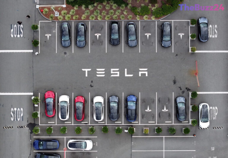 Tesla Resolves Fatal Full Self-Driving Lawsuit as Federal Safety Scrutiny Intensifies
