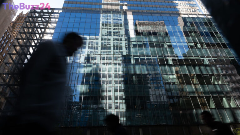 Manhattan Office Leasing Hits Two-Decade High, Driven by Tech Sector Growth