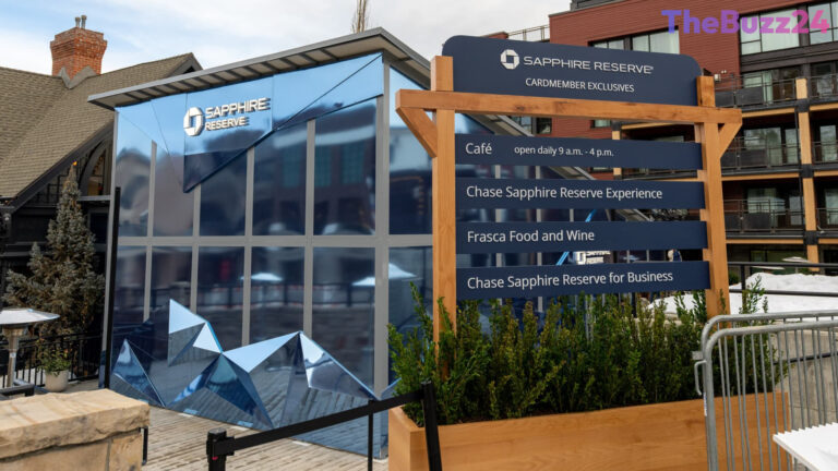 Beyond the Airport: How Amex and Chase Are Redefining Luxury Perks for Elite Cardholders