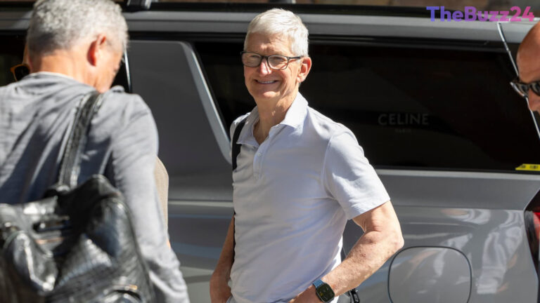 Apple Bets on Hybrid AI Strategy and Cloud Monetization to Outpace Tech Rivals